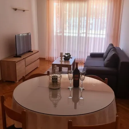 Apartments Baska Voda *