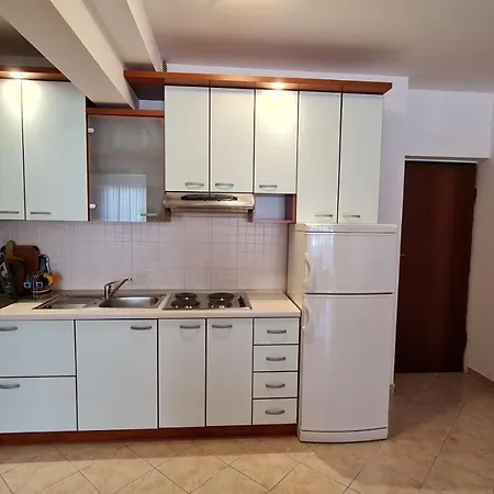Apartments Baska Voda *