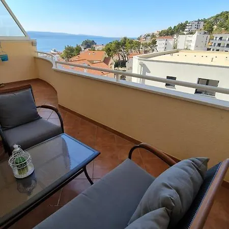 Apartments Baska Voda *